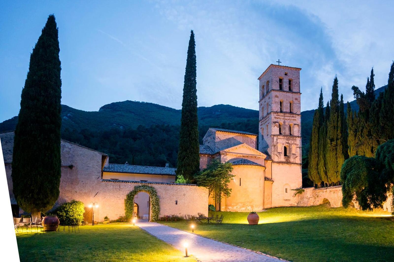 Abbazia San Pietro In Valle Ferentillo Eksteriør billede